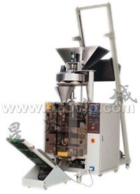 220Z容积计量自动包装机械=四川省枕式包装机械
