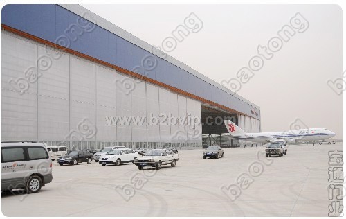 供应推拉式机库门