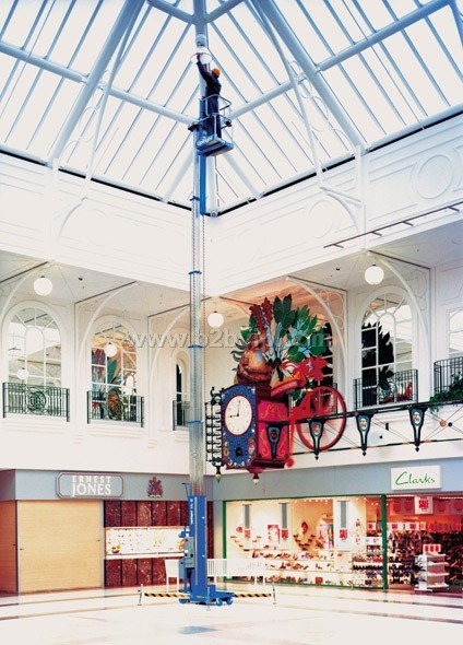 单柱移动式高空作业平台,桅杆式升降机,桅柱式升降车,移动式升降平台,进口升降机