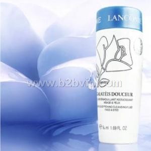 国际大品牌大量批发（新品上市）