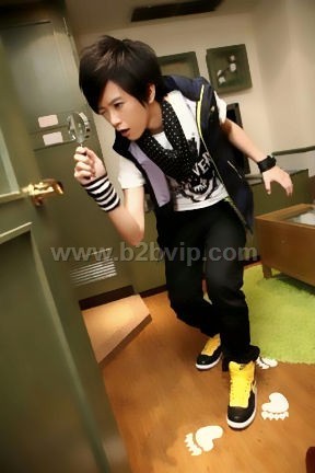 张芸京经纪公司（经纪人陈杰：15920800500）