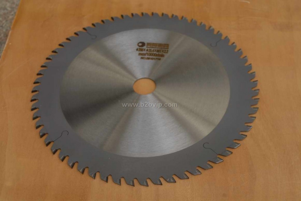 专业生产金刚石PCD锯片