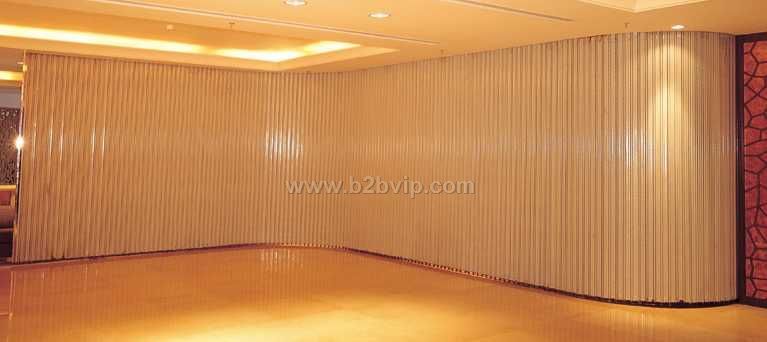 侧移式防火卷帘