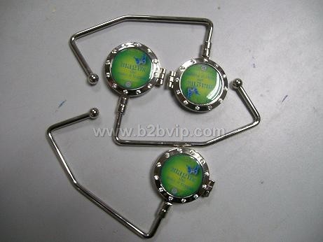 欧美流行挂包钩/挂包器,镀金/银徽章,仿珐琅钥匙扣/袖扣