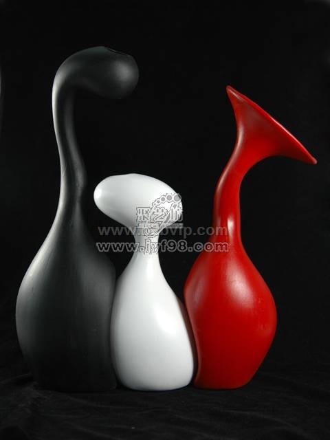 批发供应瓷器黑白红抽象三件套，武汉聚艺坊