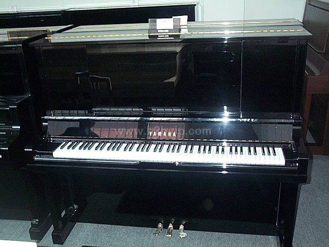 YAMAHA钢琴出售