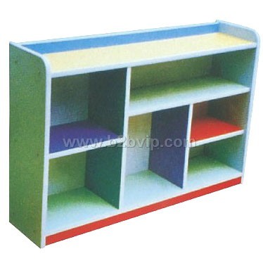 供应长方桌、椅子、黑板、幼儿床、柜等等