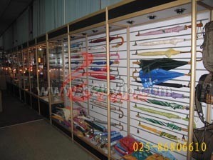 槽板精品柜，企业精品展示厅，形象精品展示架，优特精品货架网