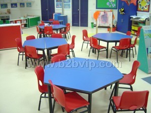 上海英国国际学校家具供应商OF365学校家具网教室