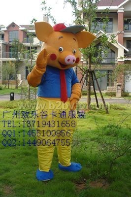 出售广州欢乐谷卡通服装幸福猪