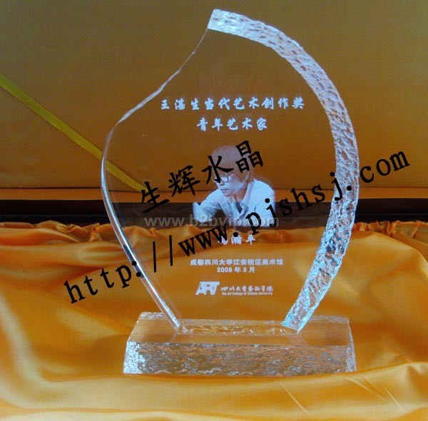 供应水晶新款产品，水晶内雕纪念品批发，水晶礼品定做批发，浦江水晶厂，水晶纪念品