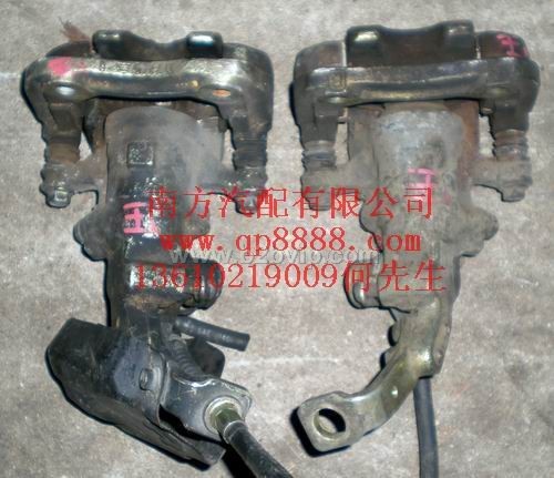 本田cb3后刹车分泵,