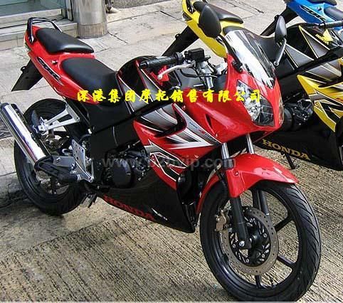 本田CBR150R