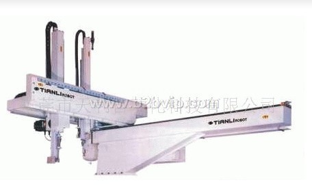 注塑机大型机械手