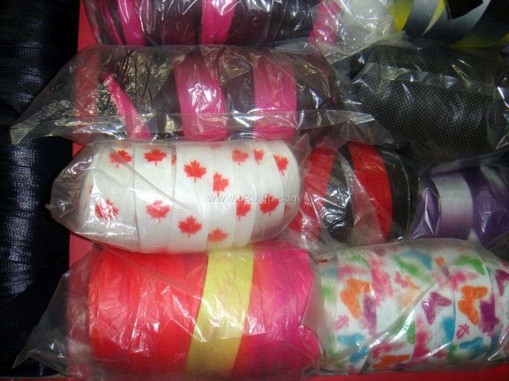 供应款式多样的防水拉链