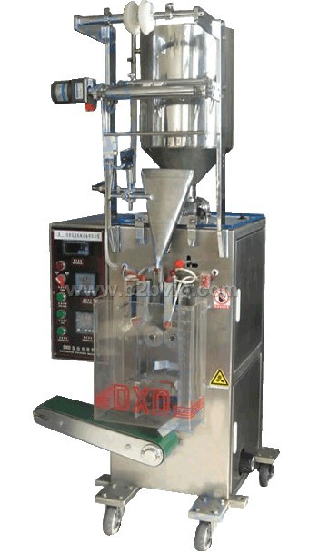 武汉液体自动包装机/调味汁包装机/塑料袋灌装包装机