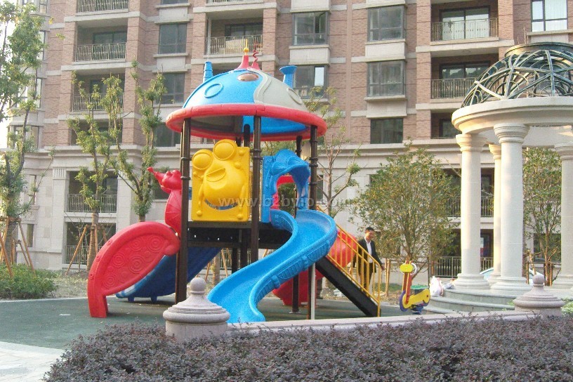 儿童游乐设备