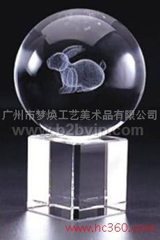 兔年必备摆件，水晶球，水晶兔模型，兔年礼品，内雕水晶兔，上海水晶工艺品生产厂家