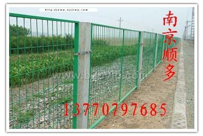 南京网片,隔离网,围栏,钢板网--13770797685